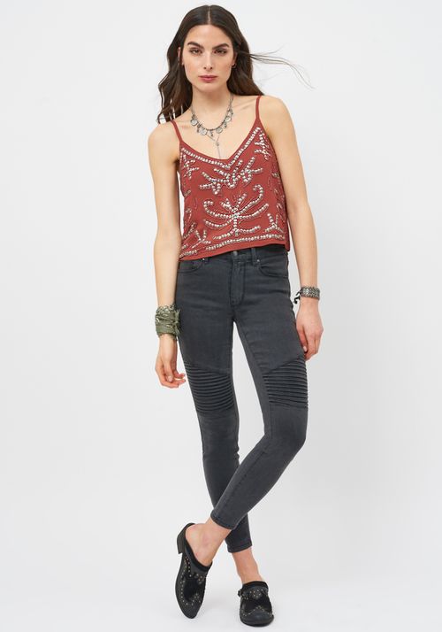 Polera Night Flores bordadas Caoba