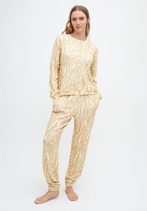 Pijama Tipo Buzo Con Estampado Lineas Irregulares
