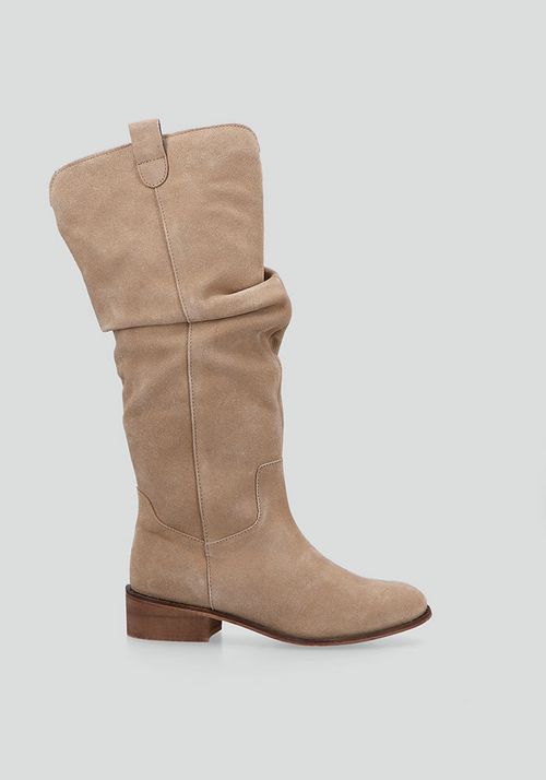 Bota de gamuza caña alta efecto arrugado Mujer
