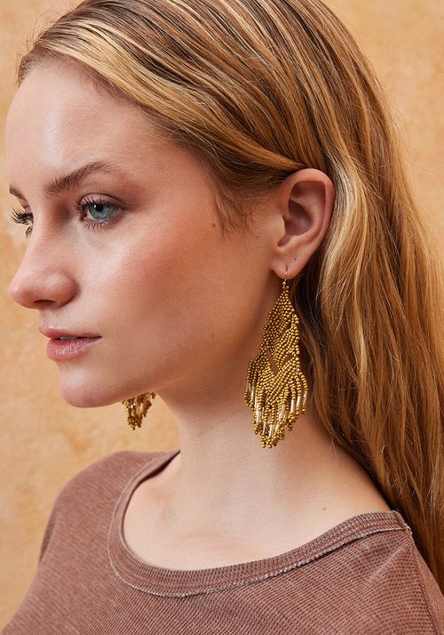 Aros colgantes flecos de mostacilla