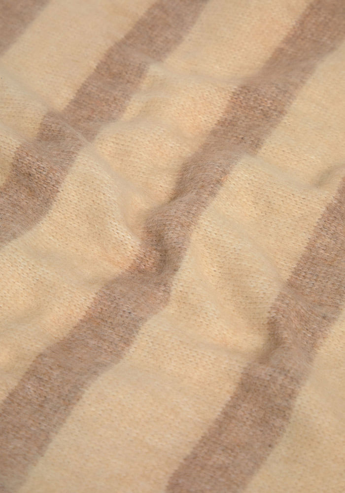 867725-0961_05