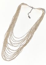 864854-0961_03