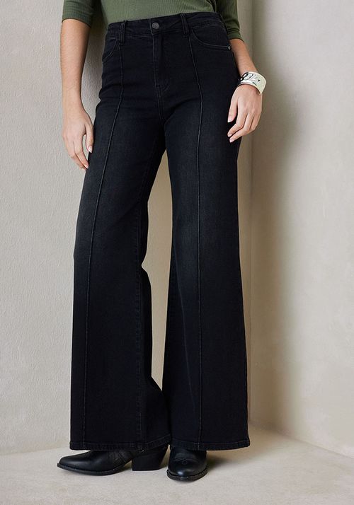 Jeans Cortes En Delantero