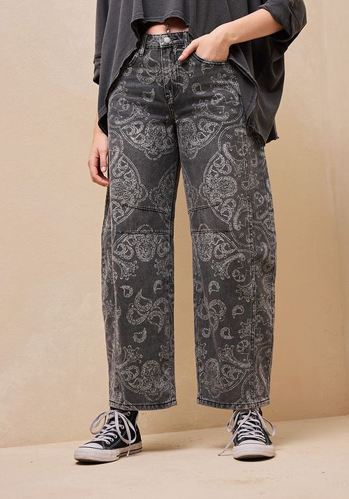 Jeans full estampado laser