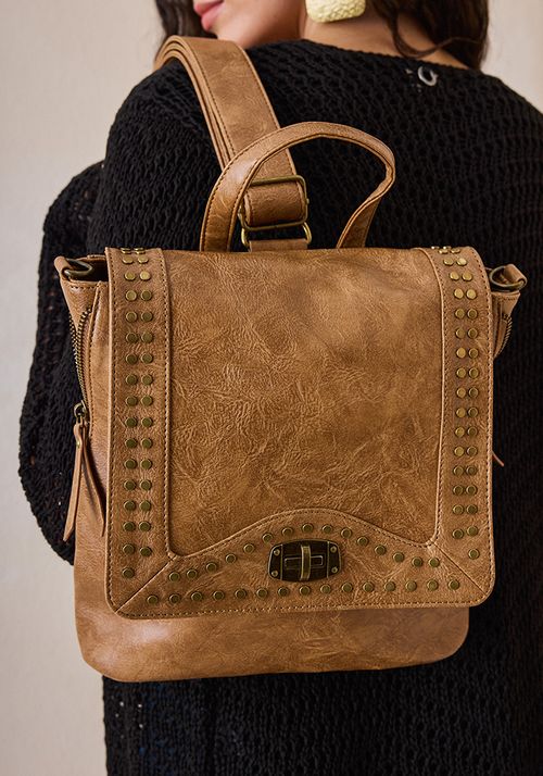 Mochila Urbana Diseño Tachas