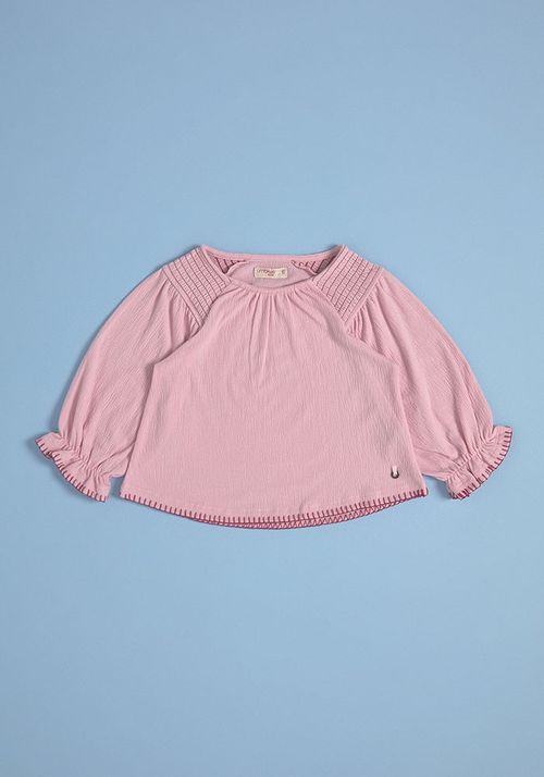 Polera crepé con panal e abeja y costuras a contraste