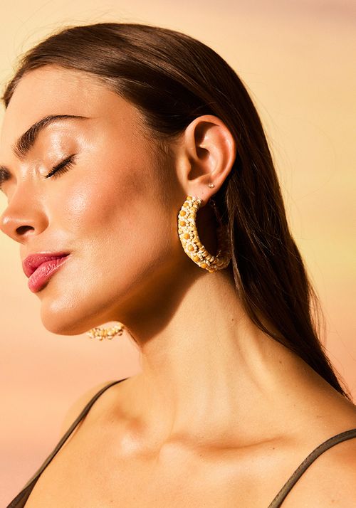 Aros argolla raffia y mostacillas