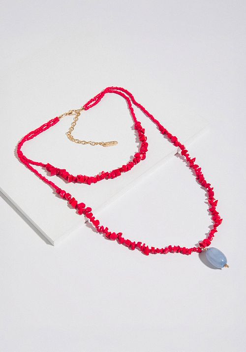 Collar doble capa con colgante