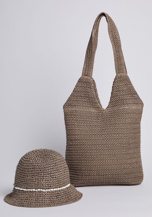 Set de accesorios cartera y sombrero a tono 2 Piezas