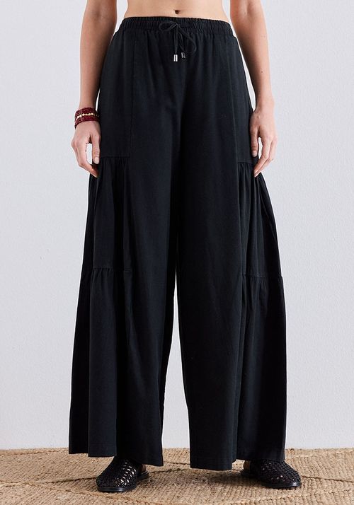 Pantalón Detalle de Recogido en Piernas