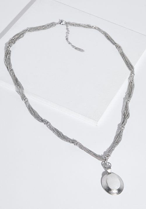 Collar con cuarzo blanco