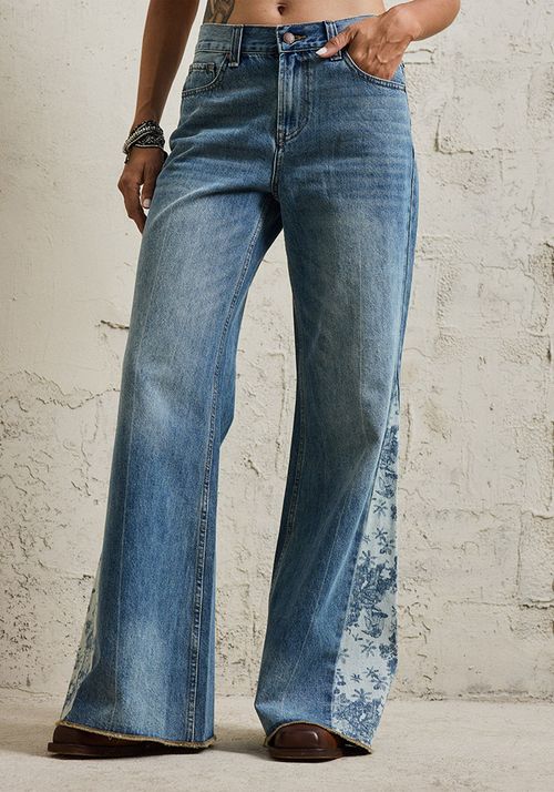 Jeans ESTAMPADO EN PIEZA COSTADO